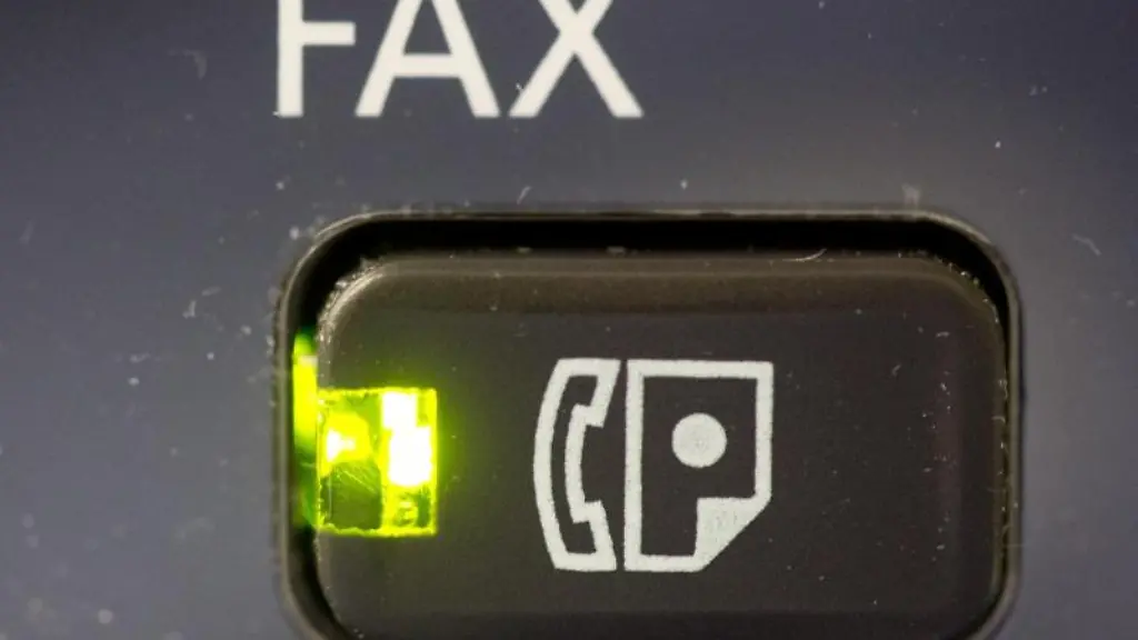 Das-Licht-an-dem-Knopf-eines-Fax-Geraetes-leuchtet