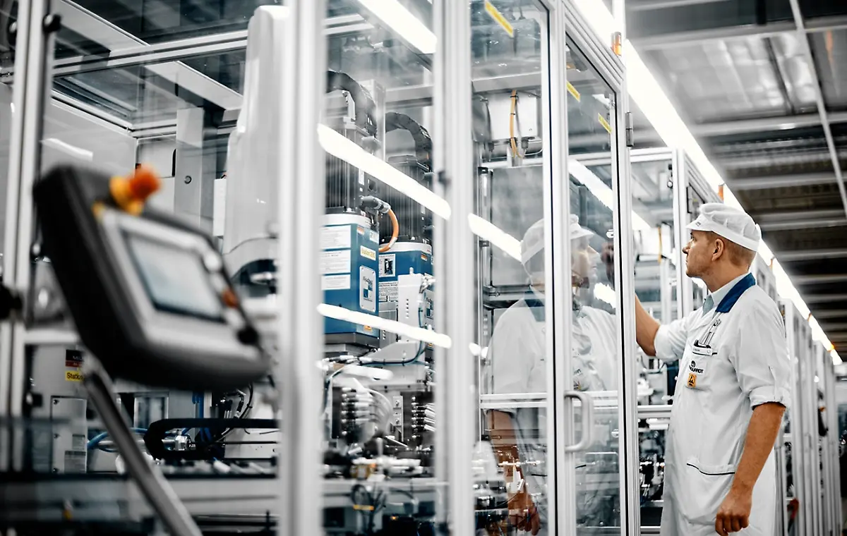 Marquardt-Produktion-Montage-Schluessel-03