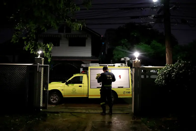 b5ea518c9d055aa4fe873c4b8ac99077