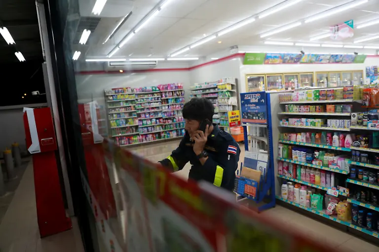 5b533bc1525435431836eccca50c4e99