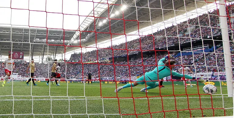 8d777b90756d5c4c397a2c4bd0b12452