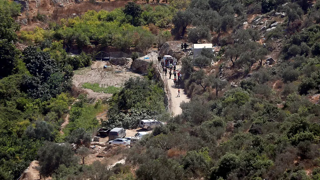 6447d5b145846899ea67c89d04570a93