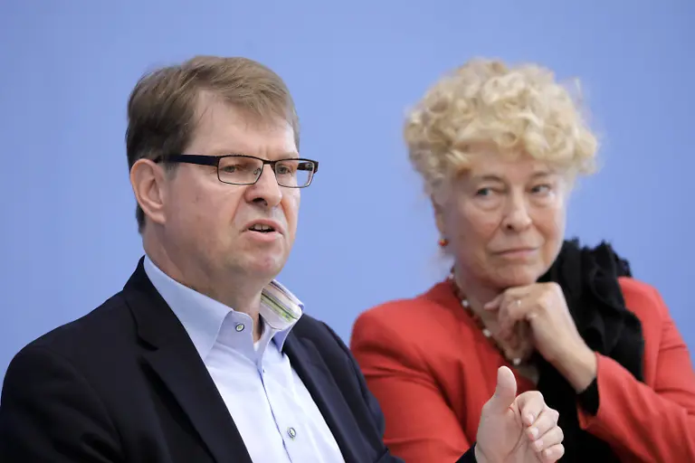 248b23470254f6d57034d853a89e22cf