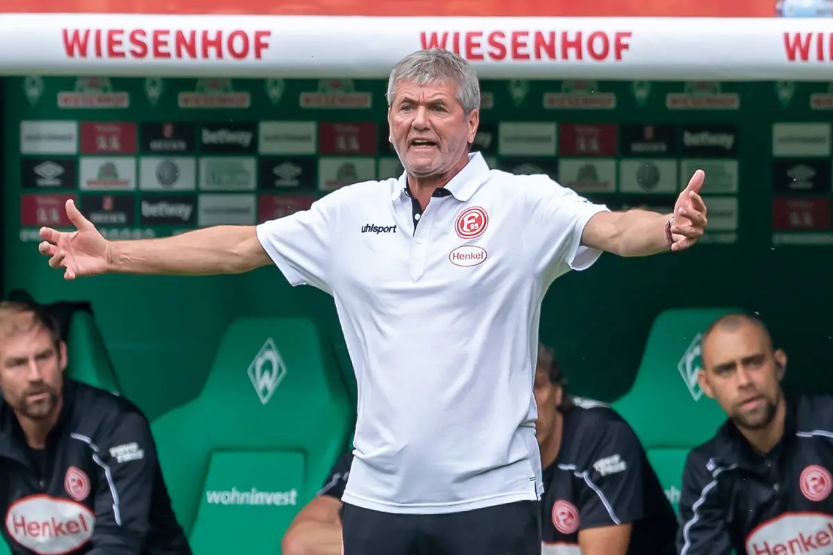 4c3ad9497dde58488f90ebefba44558e