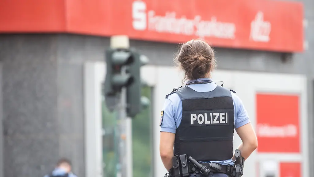 53d8c3169baa9a47027390e779132652