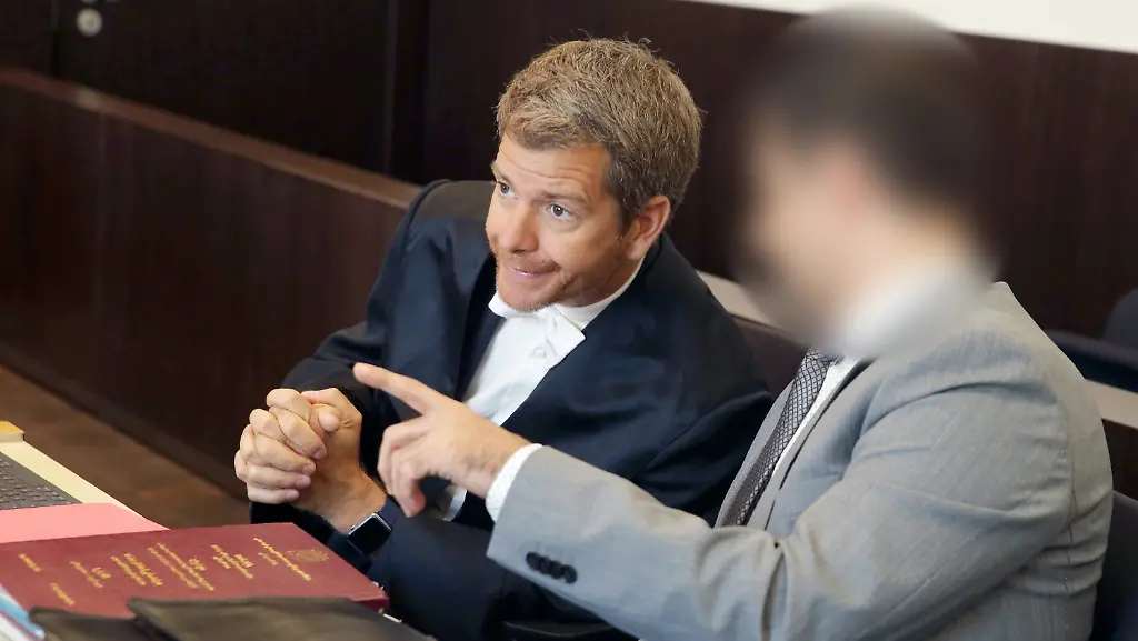 2b04c6655b69f2de5d1ed6b6c70e9112