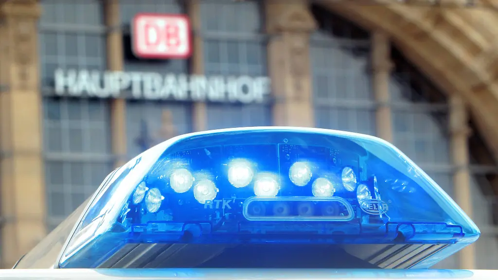 0318efb6562f6f49641e30732c469c3e