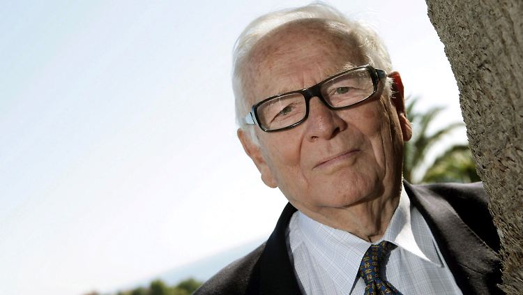 Will Kreativdirektor bleiben: Pierre Cardin. 