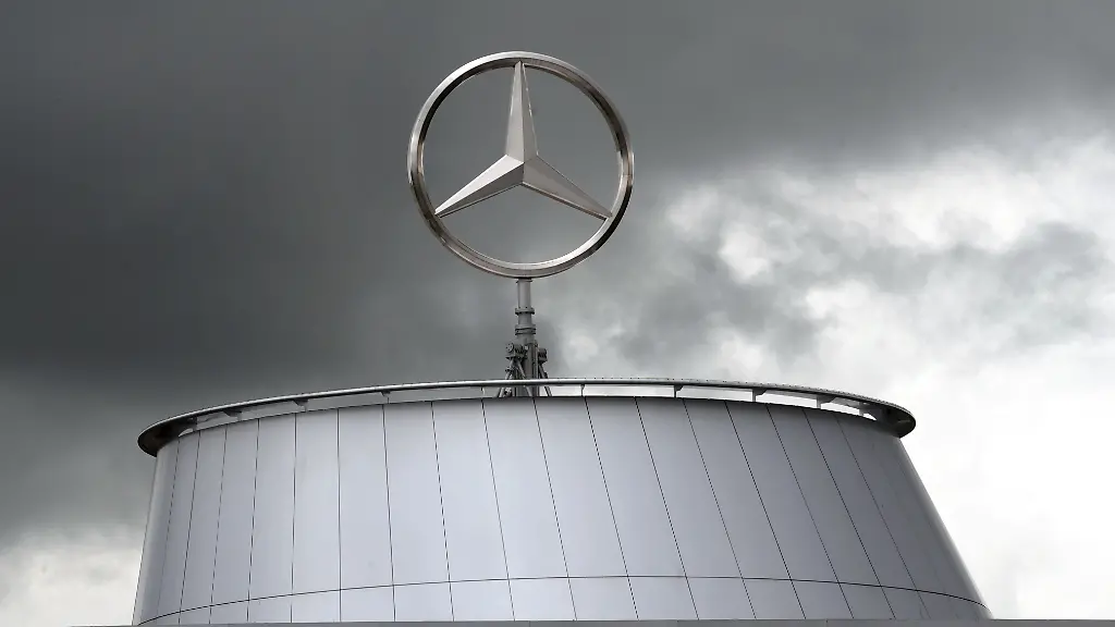 Die-Folgen-der-Dieselaffaere-belastet-Daimler