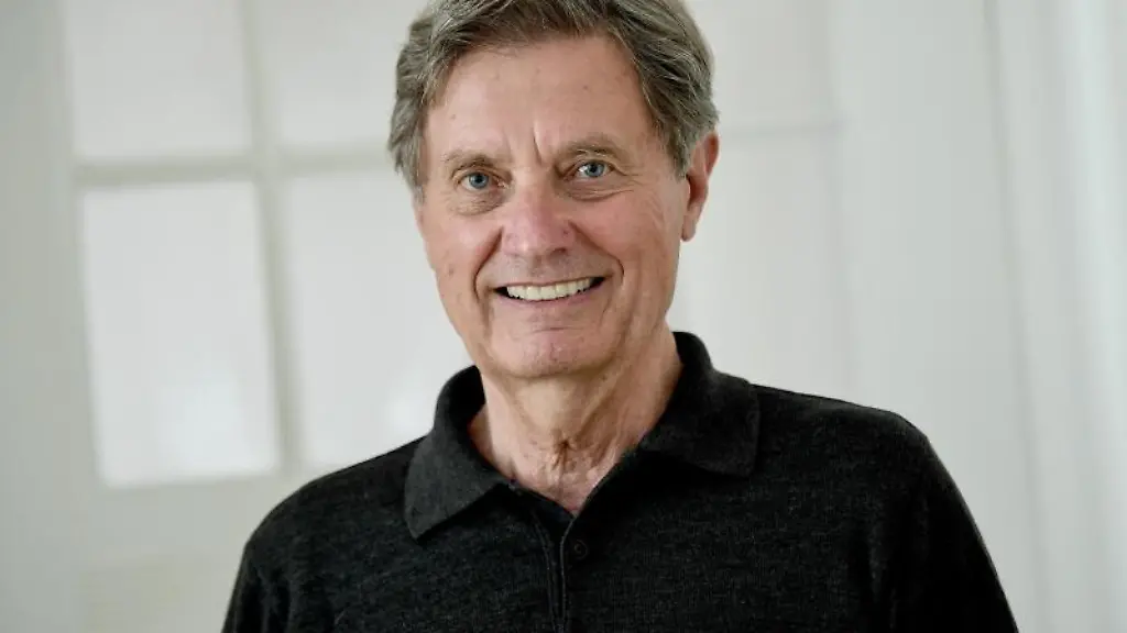 Der-Sprachwissenschaftler-Peter-Eisenberg