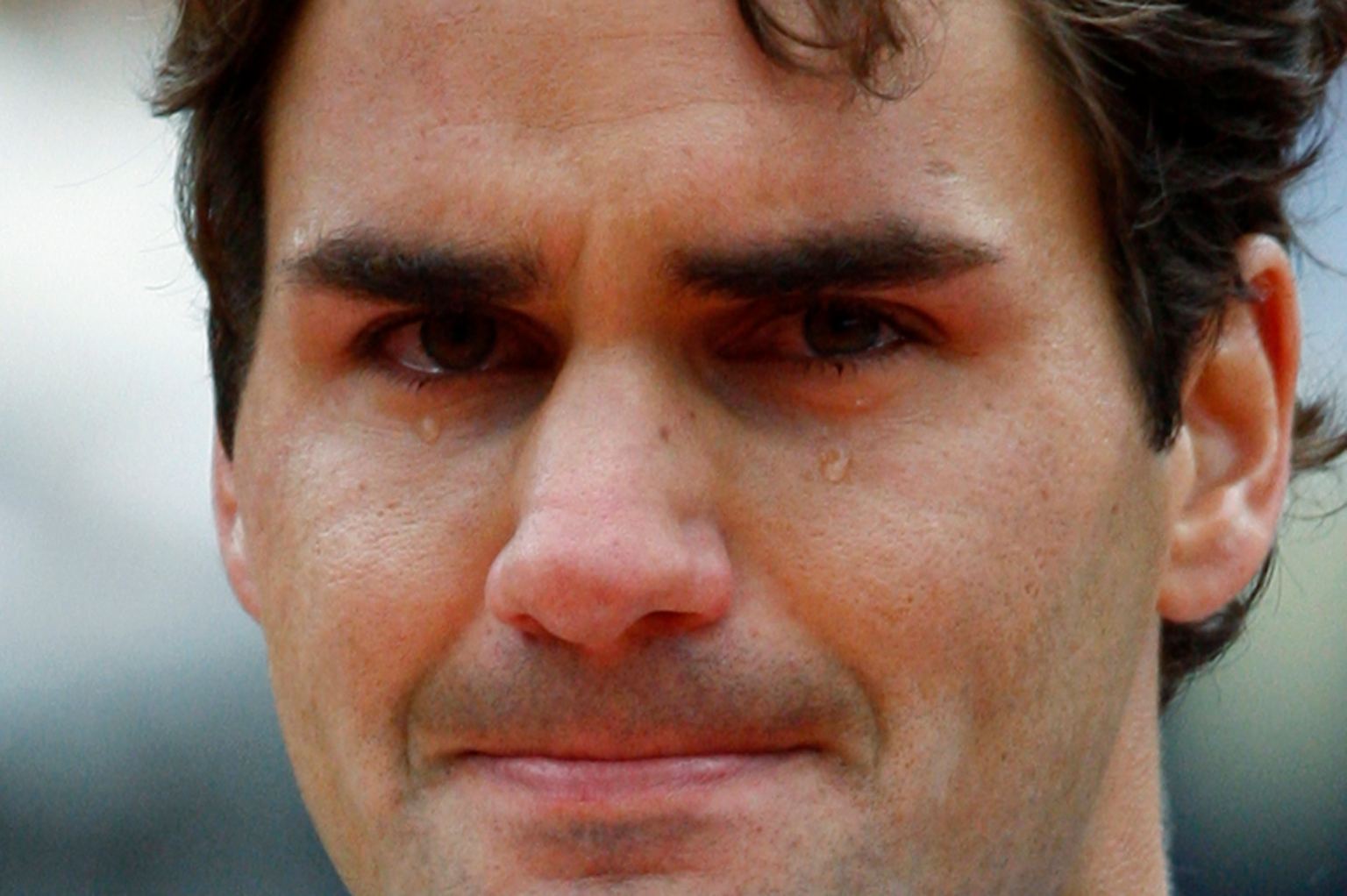 Bei der Nationalhymne kullerten Roger Federer die Tränen übers Gesicht.