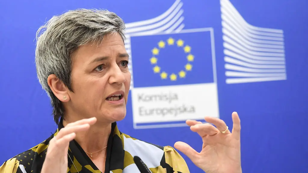 1c3260dc26c0bee0a821c3f5a36acb20