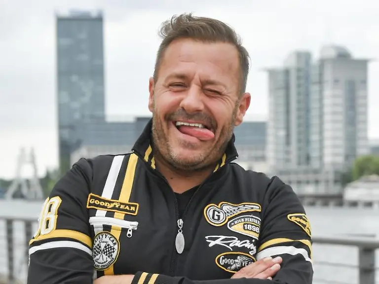 Der-ehemalige-Schauspieler-und-Stimmungssaenger-Willi-Herren