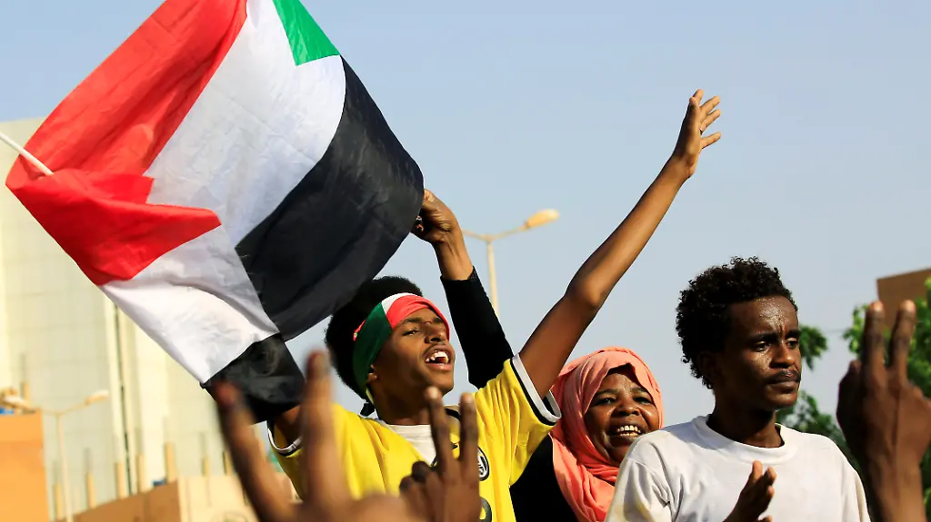 f50be5c63ba2241ac3269baa262ab3aa