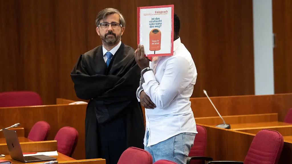 fdafcf77acc135c8a456e594604fa444