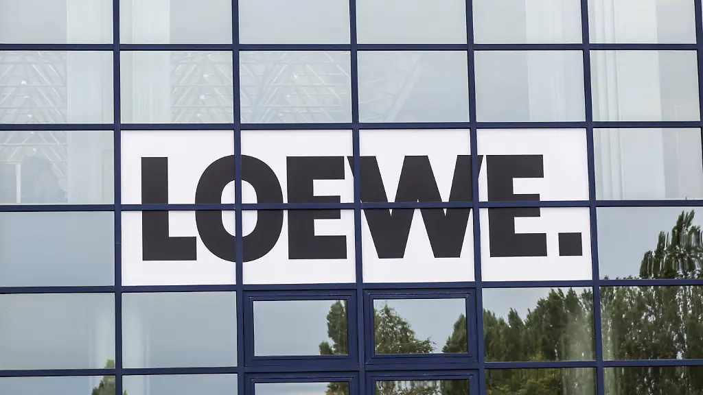 0a819eca3c7c6f78afe5fafee8b40640