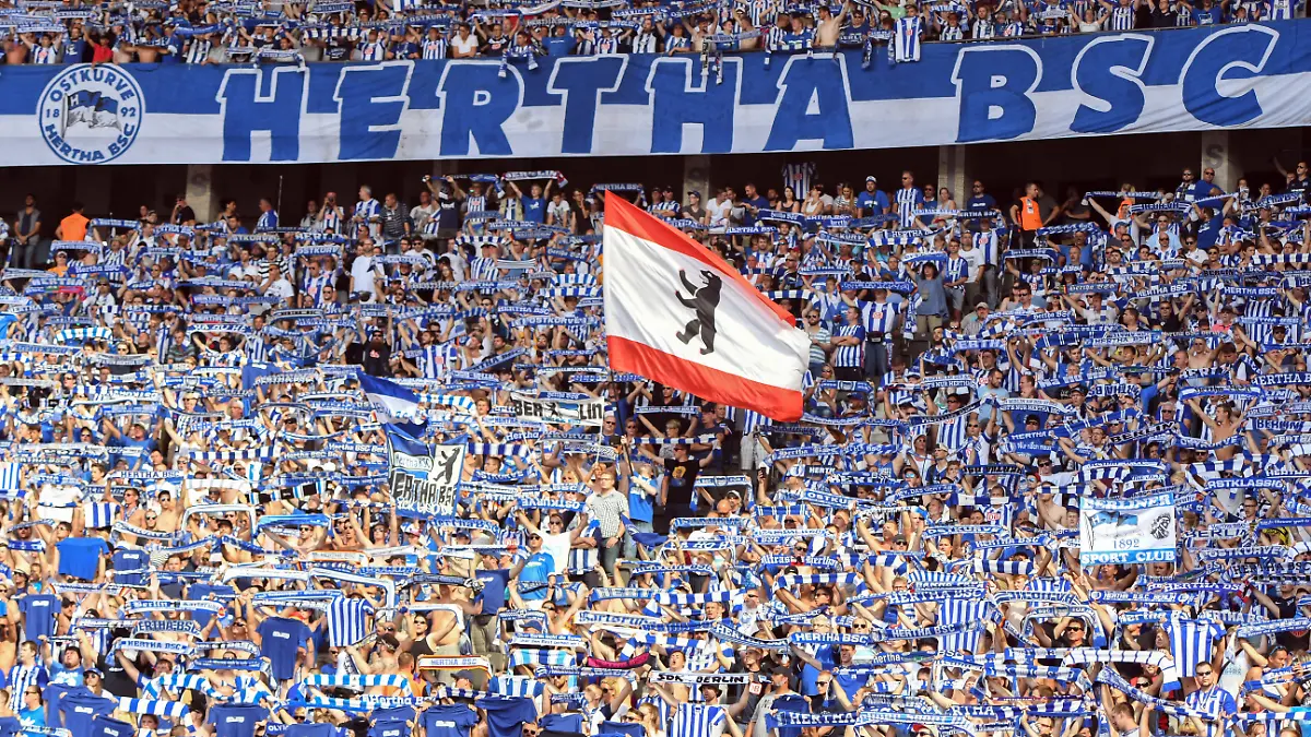 121762969