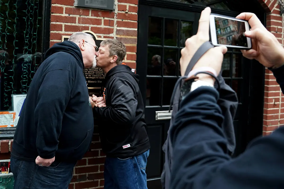 2443f4eb40003f3a9bb5da8e6c1191db