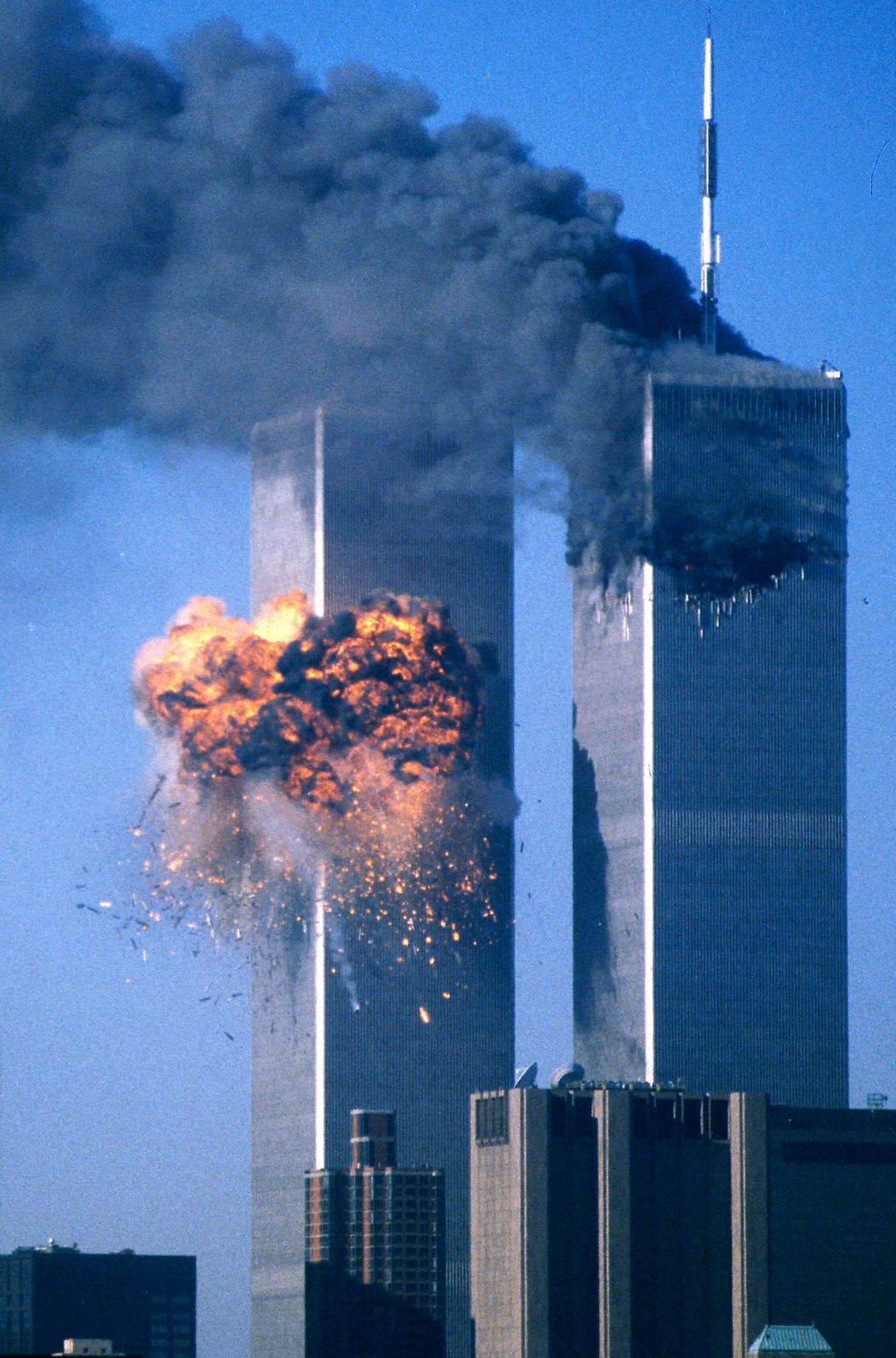 11. September 2001. Die Fernsehbilder der Anschläge brennen sich ins kollektive Gedächtnis. Weniger bekannt sind die Berichte jener, die vor Ort waren. Der Historiker Garrett Graff hat die Stimmen der vielen Zeitzeugen gesammelt.