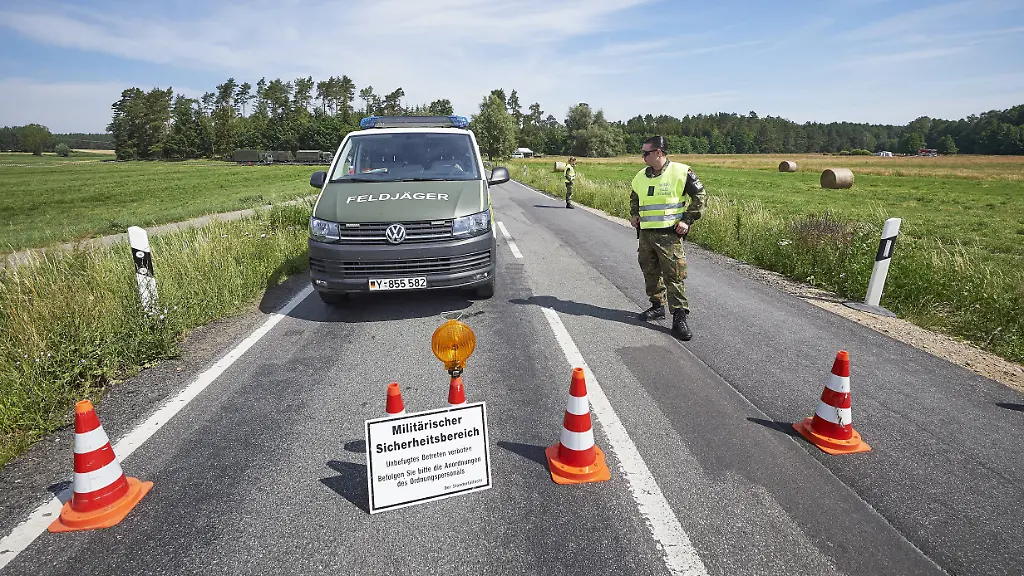 0d0bbc30bbfdd6c37ab14b685964171f