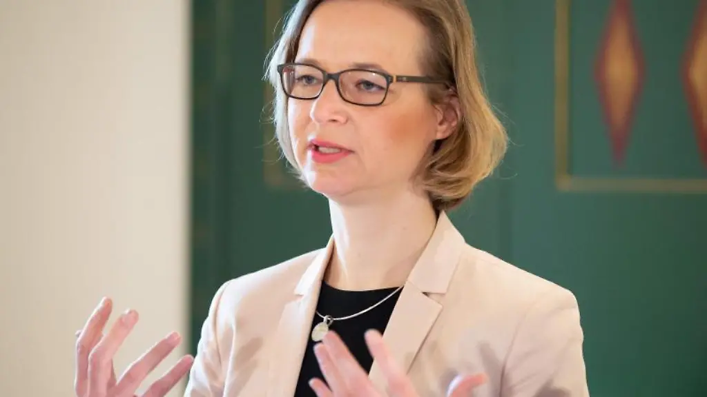 Katja-Wolf-Die-Linke-Oberbuergermeisterin-von-Eisenach