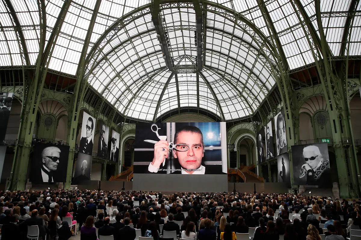 80f6a1808308f1d22bcf00e96344dcae