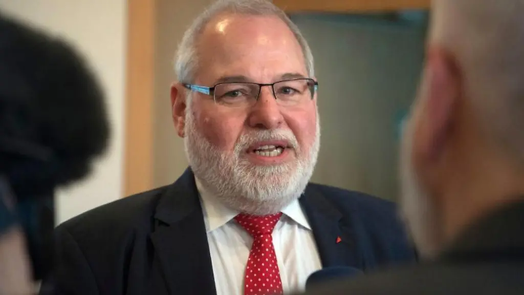 Linke-Politiker-Hermann-Schaus