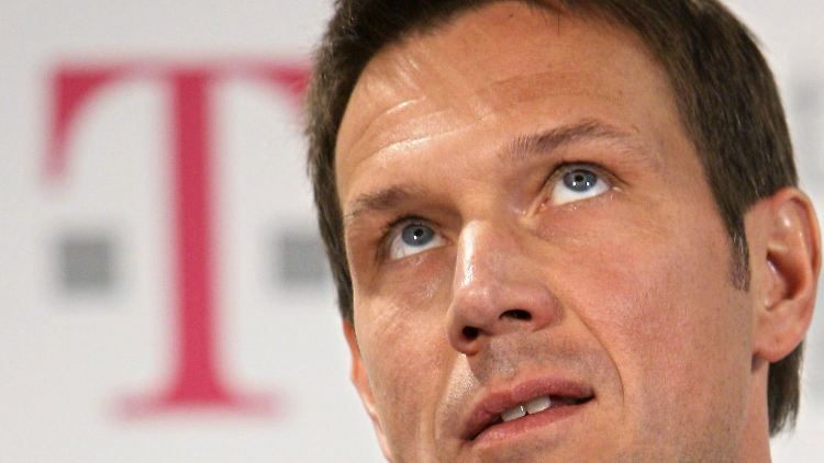 Rene Obermann gerät ins Nachdenken: Der Jahresauftakt gelang nicht besonders geschmeidig.