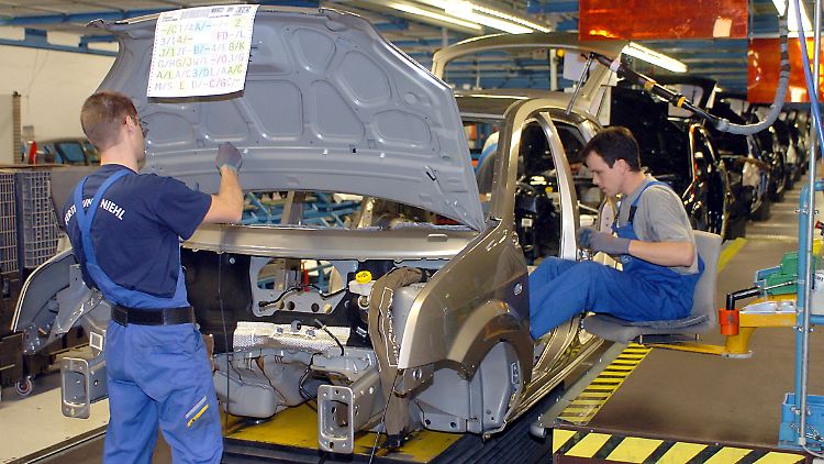 Auftragsänderungen durch den Kunden sind bisher bis etwa eine Woche vor Produktionsbeginn möglich.