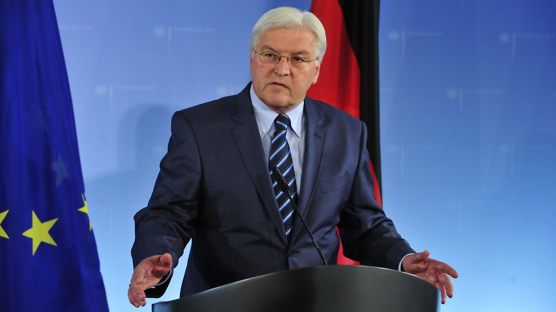Steinmeier muss vier Monate vor der Bundestagswahl einen herben Tiefschlag einstecken.