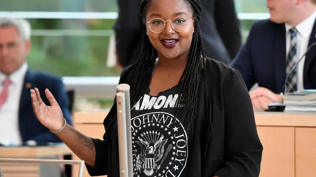 Aminata-Toure-Abgeordnete-von-Buendnis-90-Die-Gruenen-soll-Landtagsvizepraesidentin-werden