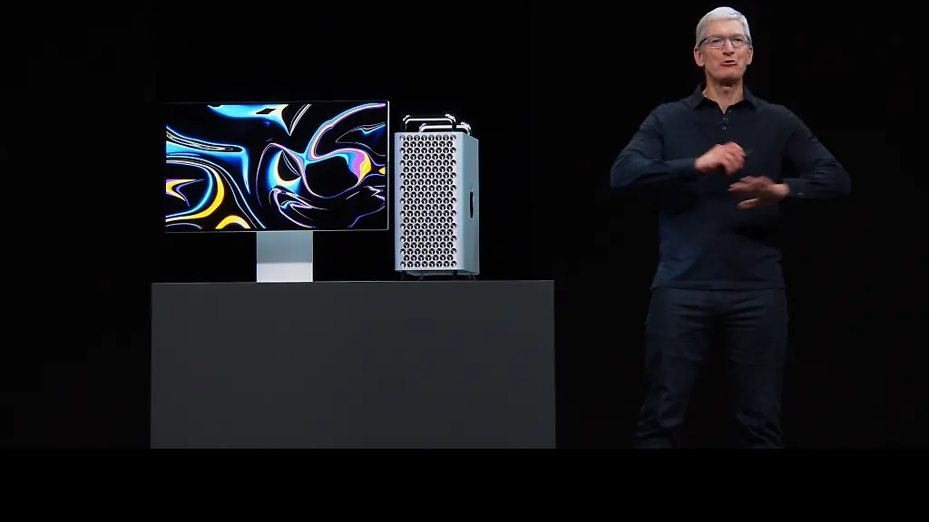 WWDC-Tim-Cook-Mac-Pro