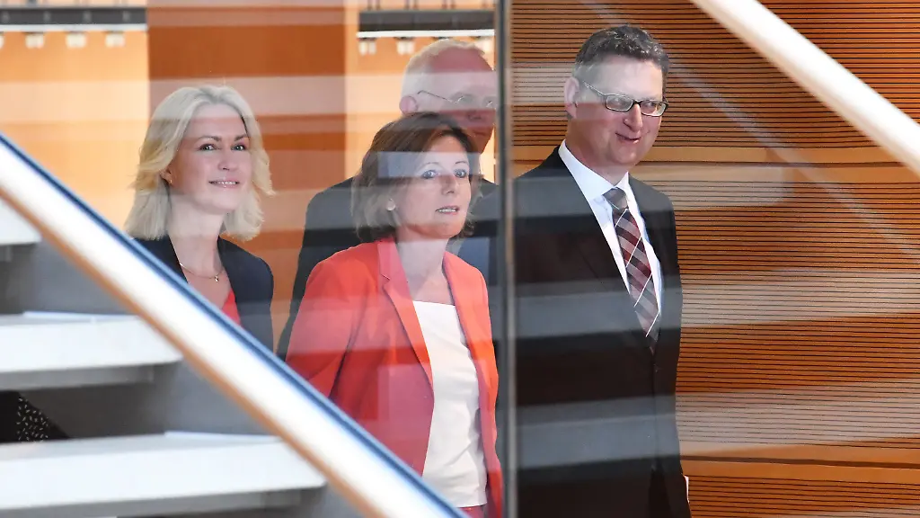 cdbd67b13f2aad78c81abb15a139ca32