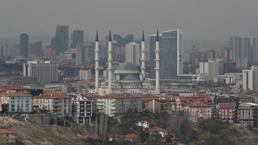 d4072b6b23e50e445f9e2030c1d5a958