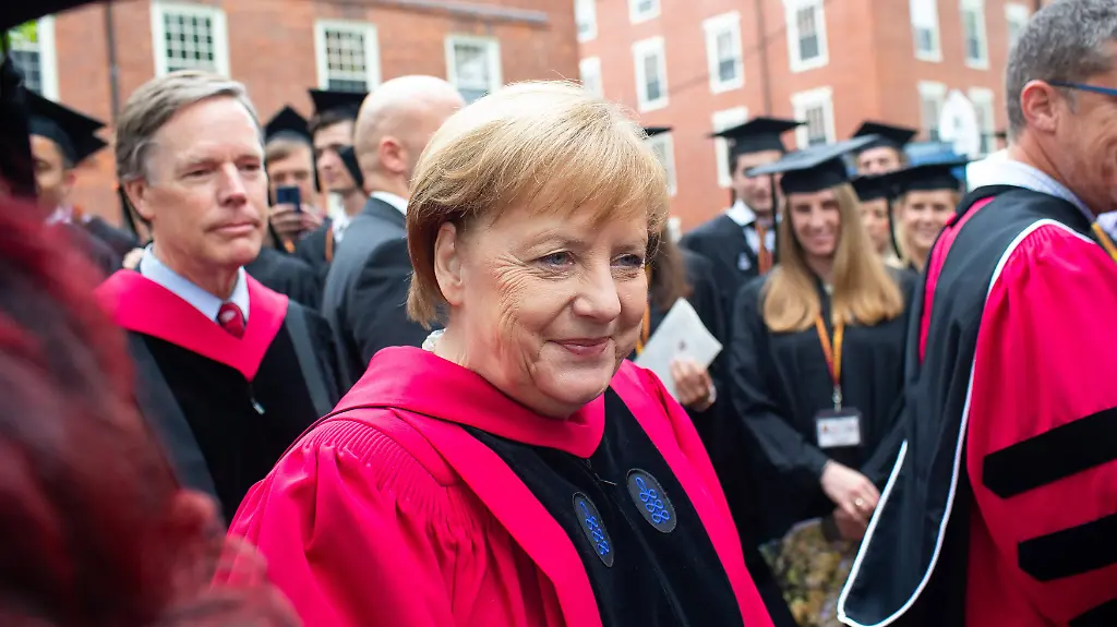 9b8a562c64f7e9f605d4c8c5e7f19e05