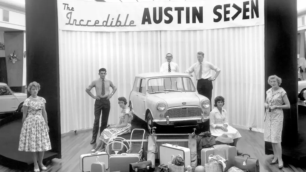 03MiniAustinSevenMarktstart1959QuelleBMWAG