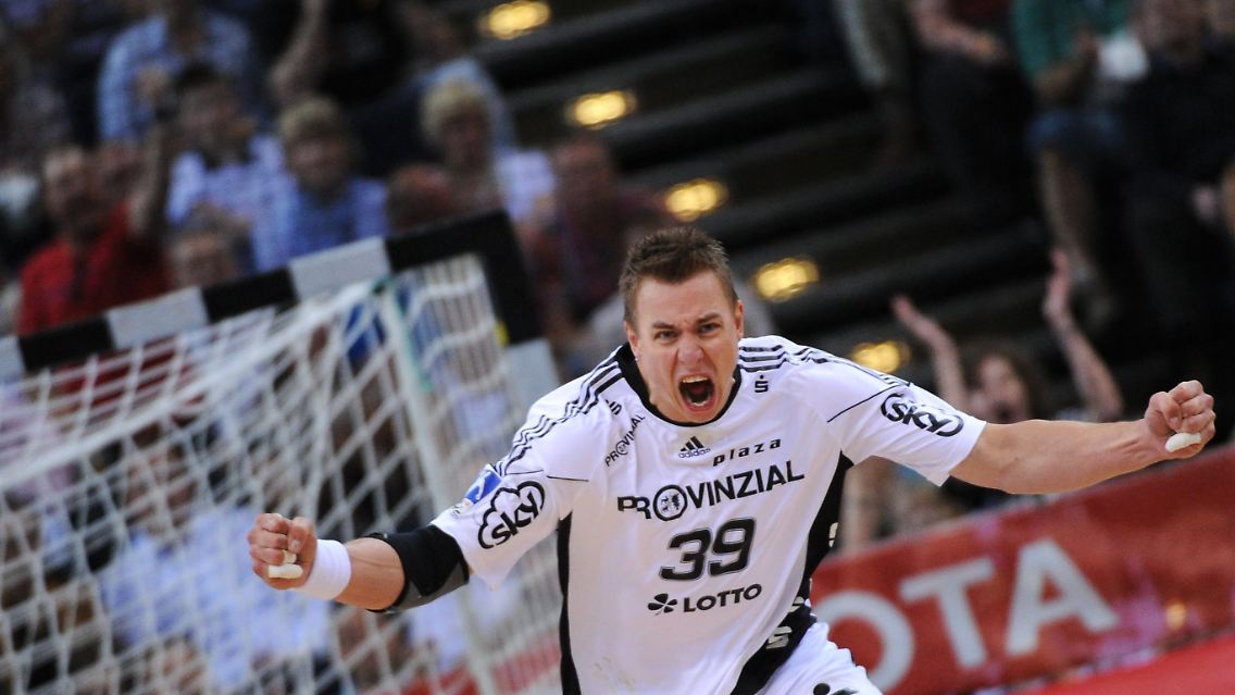 Grenzenloser Jubel: Kiels Filip Jicha erzielte gegen Flensburg sechs Treffer.