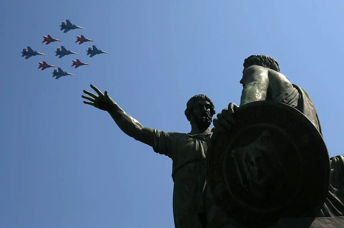 ef17b2bb4abc8469f66e3a28f97b4d37