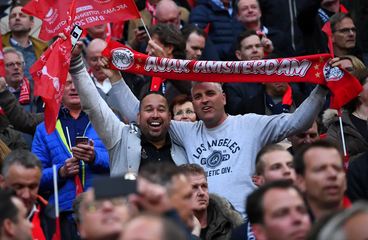 7d215ae3051dc5ebffcfcd800b896018