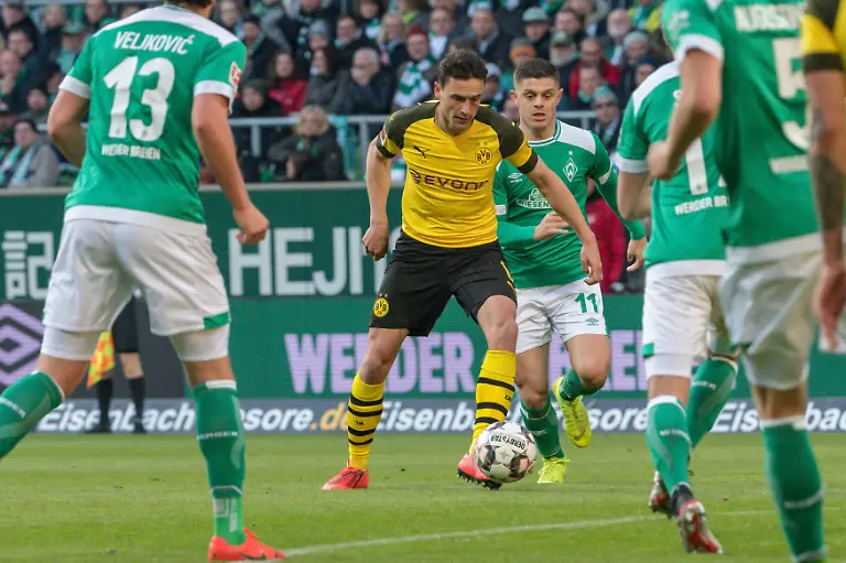 b2b13176eab860f99b75bec04951e4f7