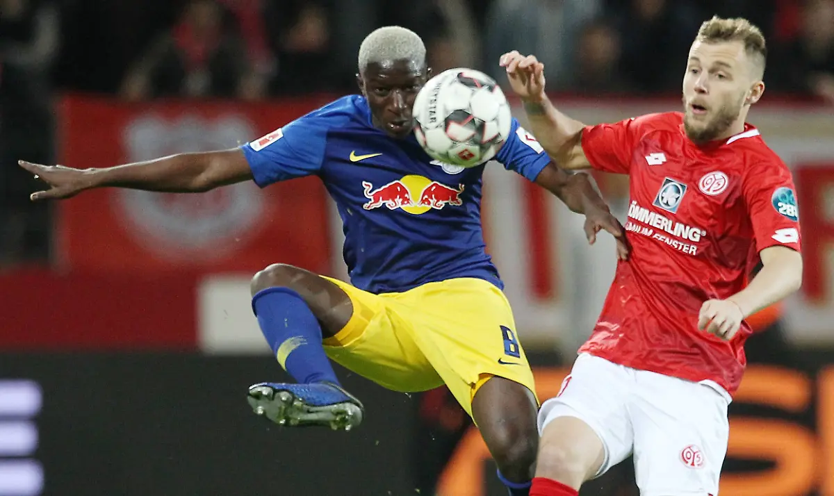 2e108b92d027fd37812272f6c9dba2ab