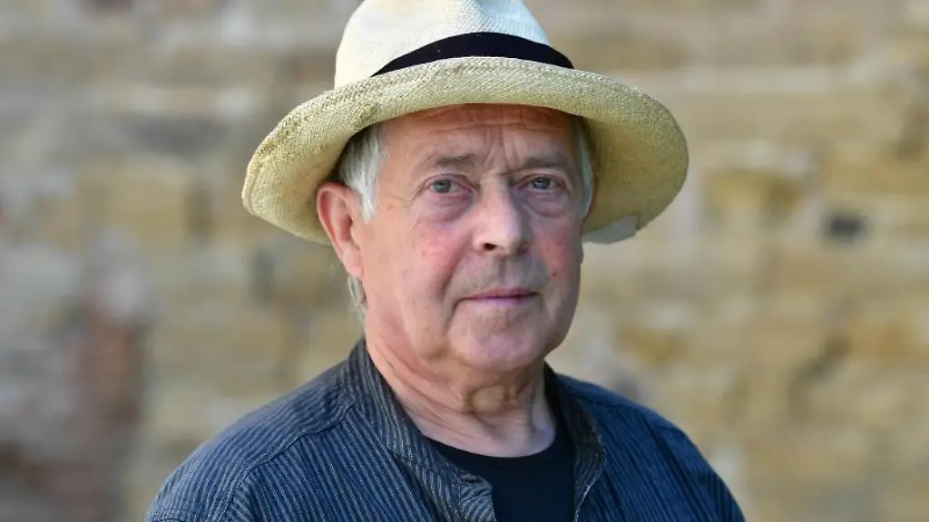 Der-Bildhauer-Volkmar-Kuehn