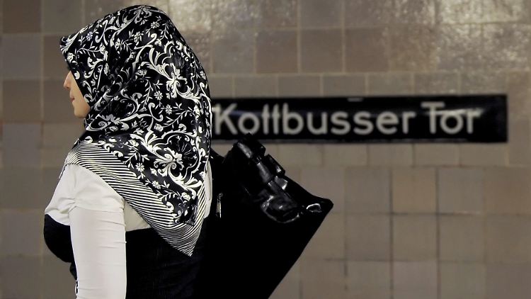 Aus der Türkei kommen ebenso viele Menschen nach Deutschland wie aus den USA.