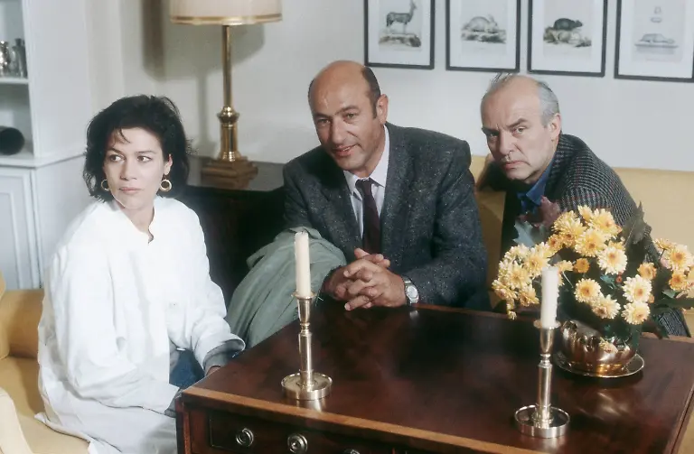 9e9a757b21af61a188b133fe01e962d4