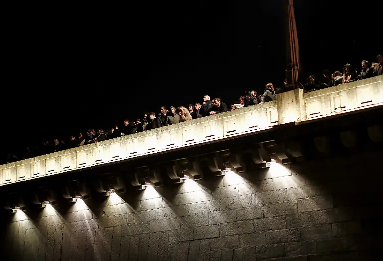 9a8e1c30a6fd4aa633ec9292725c6ae6