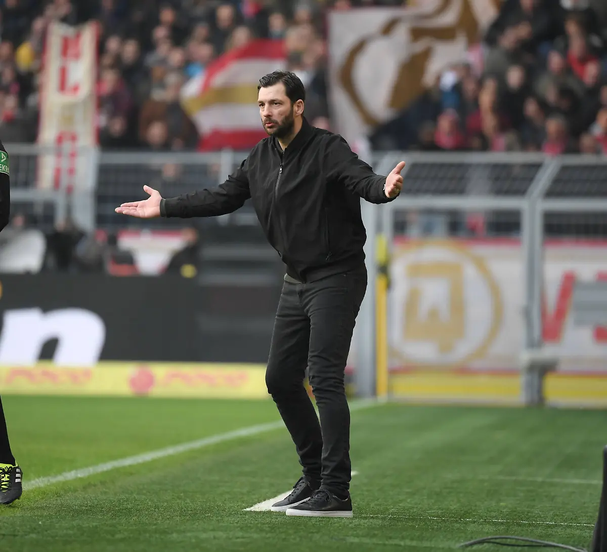 152296fad7cfbee38019defb51df4ab7