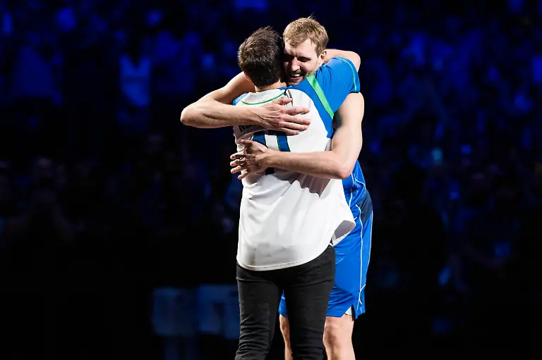 221e6433771e4f9e08710cc9a2dd10d8