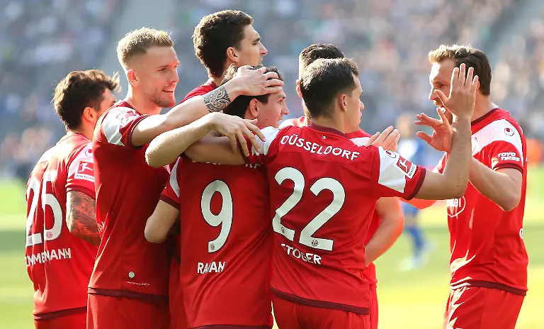 c693958a6f2a101183a6253e656c732b