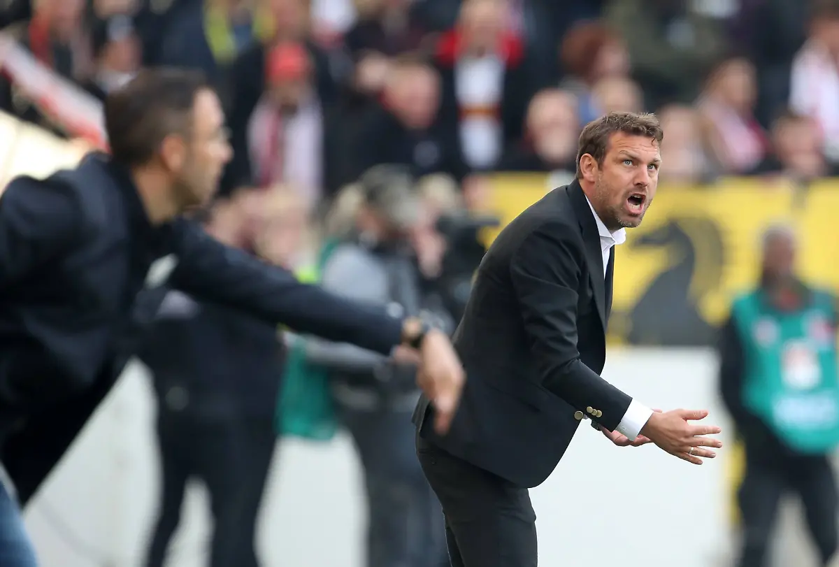 81de4d5c54b657178a2c3e0d4bd50082