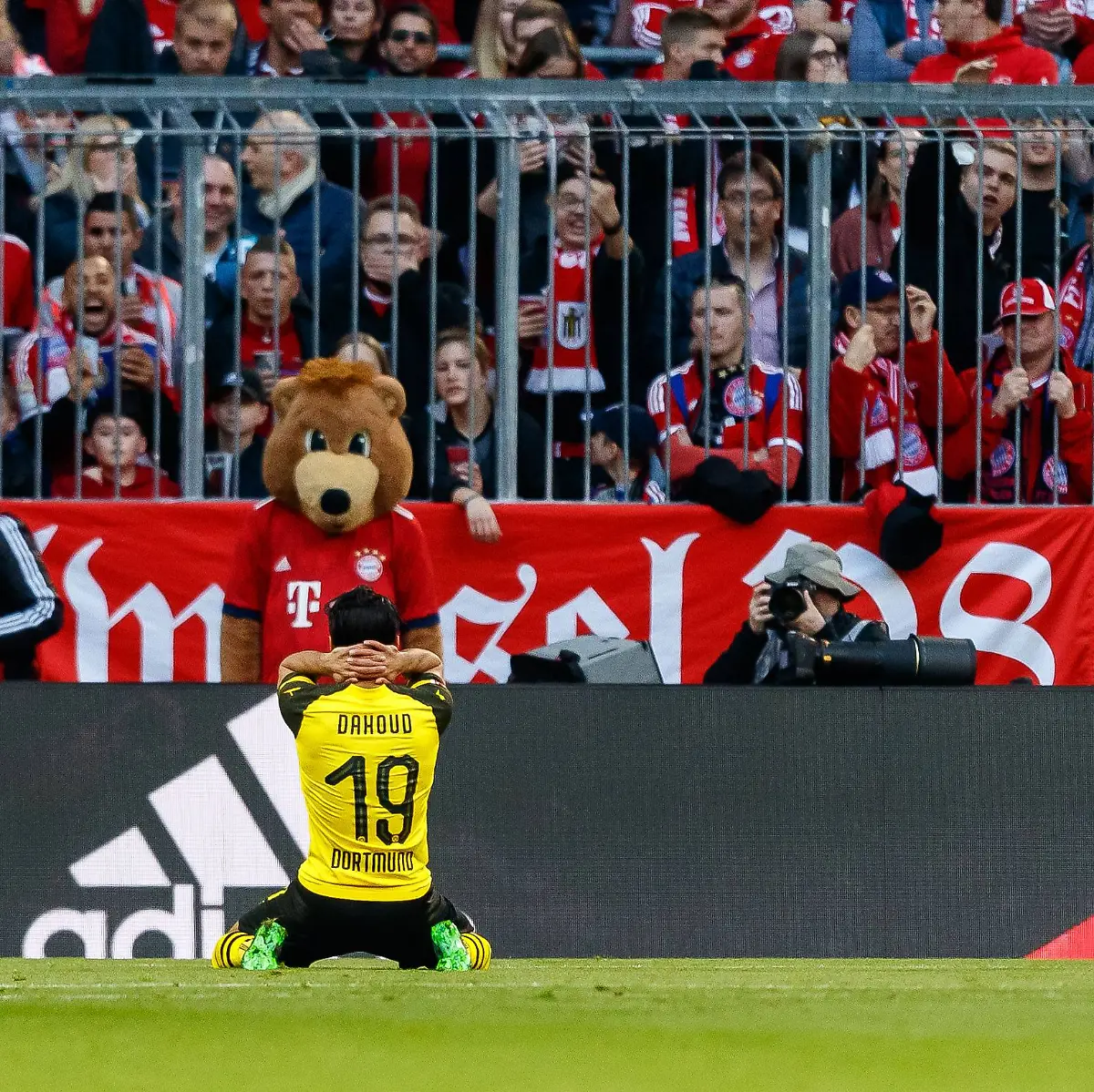 Mo-Dahoud-traf-in-der-6-Minute-freistehend-nur-den-Pfosten-Danach-nahm-das-Unheil-aus-BVB-Sicht-seinen-Lauf